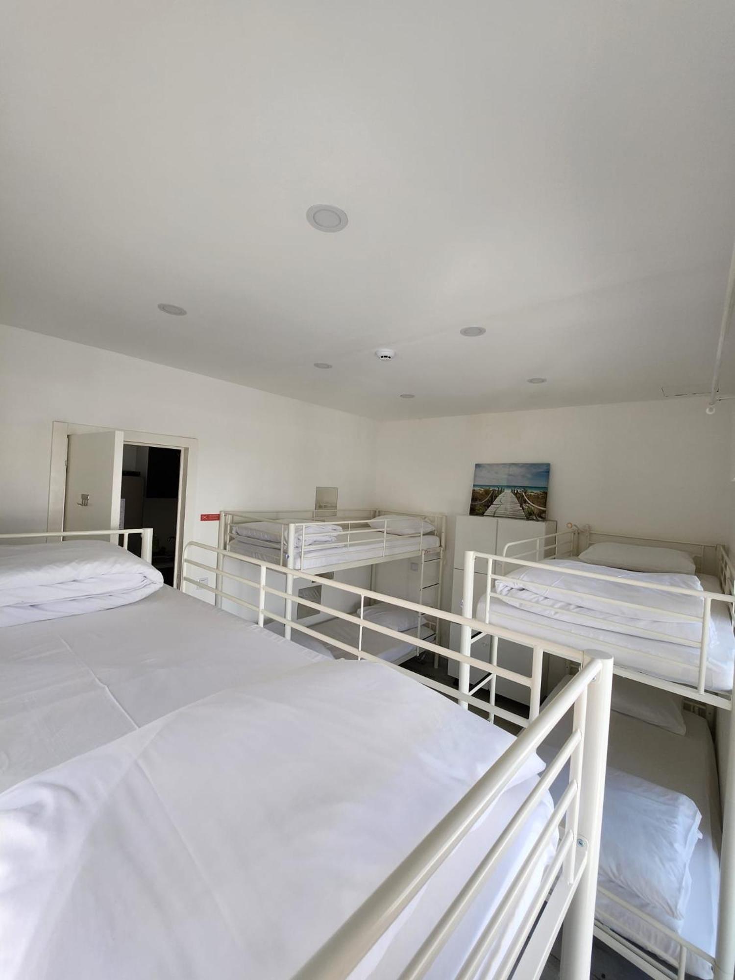 Blife & Hostal